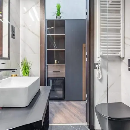 Ultra Modern Luxury Inn Budapest